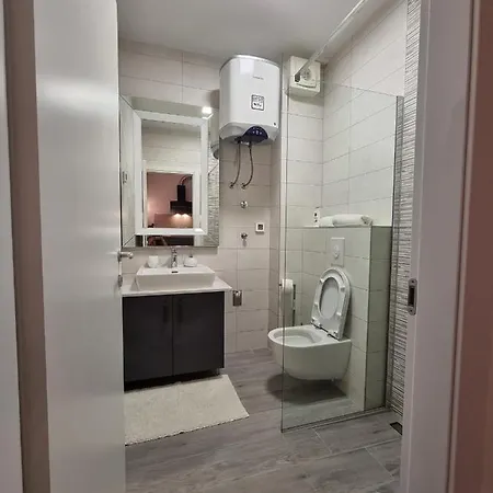 Apartment Beautifull Bell With Balcony And Sea View In *
