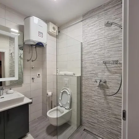 Apartment Beautifull Bell With Balcony And Sea View In Zadar