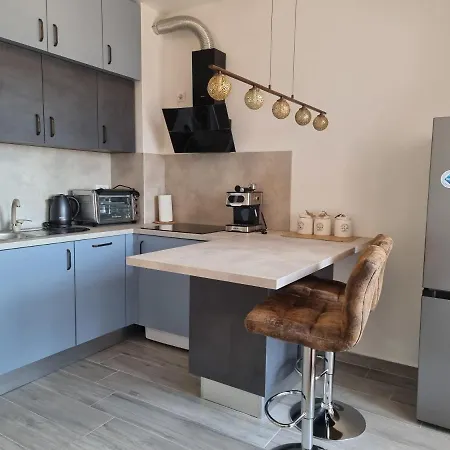 Beautifull Bell With Balcony And Sea View In Zara